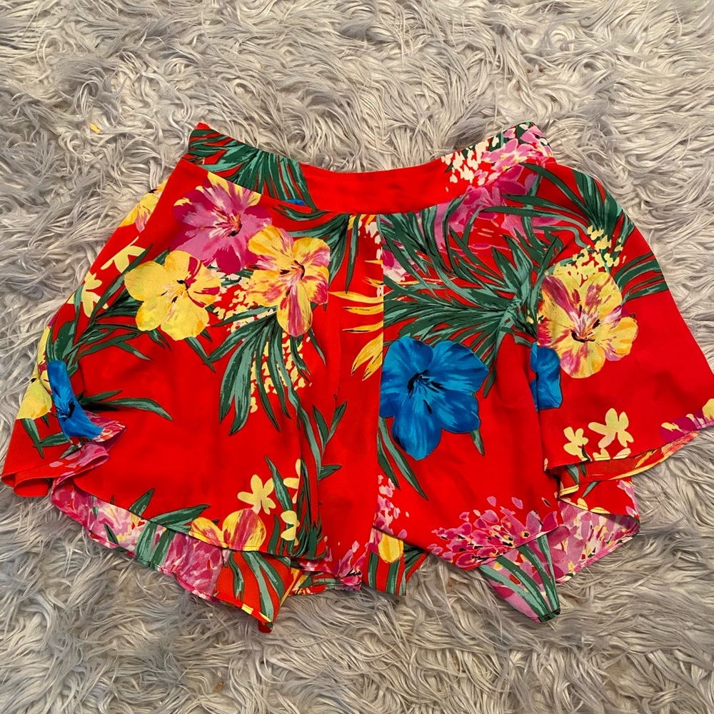 Flowy high waisted Show Me Your Mumu shorts